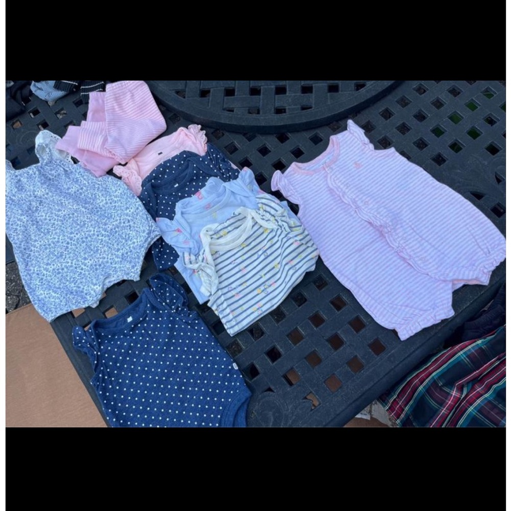 EUC baby gap 3-6 bundle